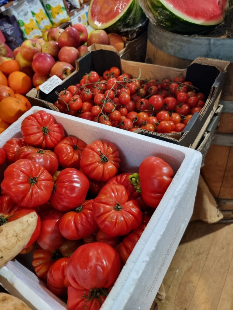 Organic Foods - Organic Heirloom Tomatoes at GloHealth